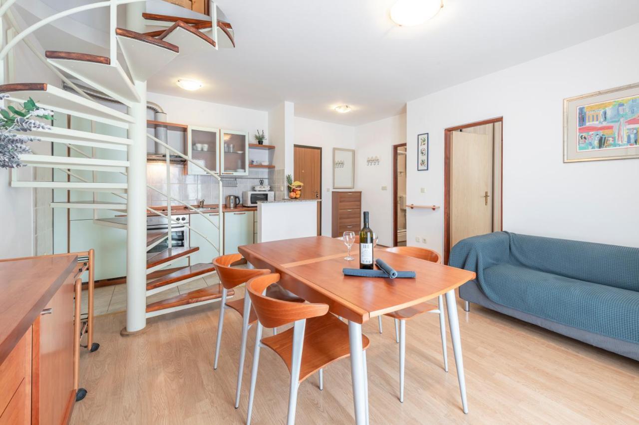 Soulmate Apartment